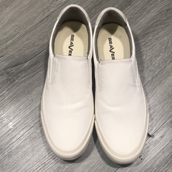 SeaVees Hawthorne Slip-On Standard Canvas Sneakers size 8 - Picture 1 of 9